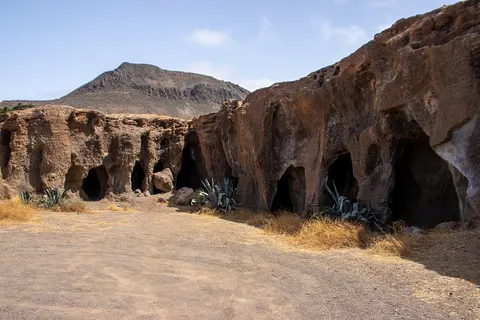 Cuevas de las Cruces