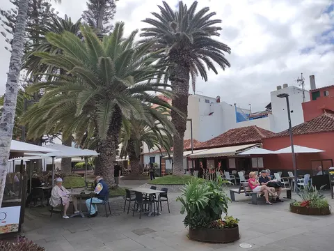 Plaza Benito Pérez Galdós