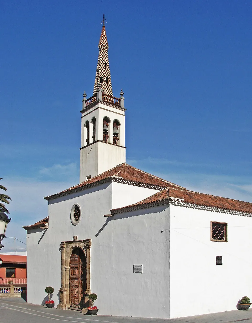 Iglesia de Santiago Apostol