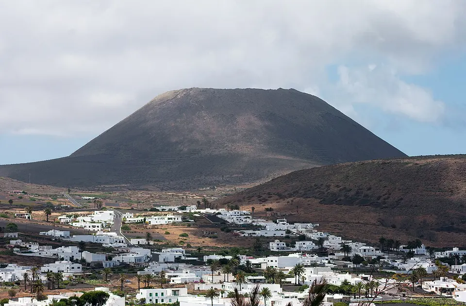 Monte Corona