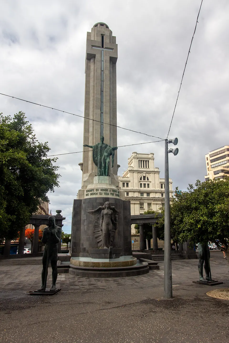 Monumento a los Caídos