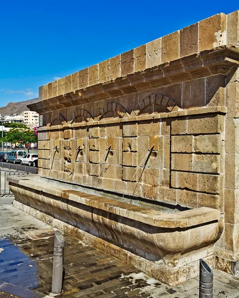 Fuente de Morales