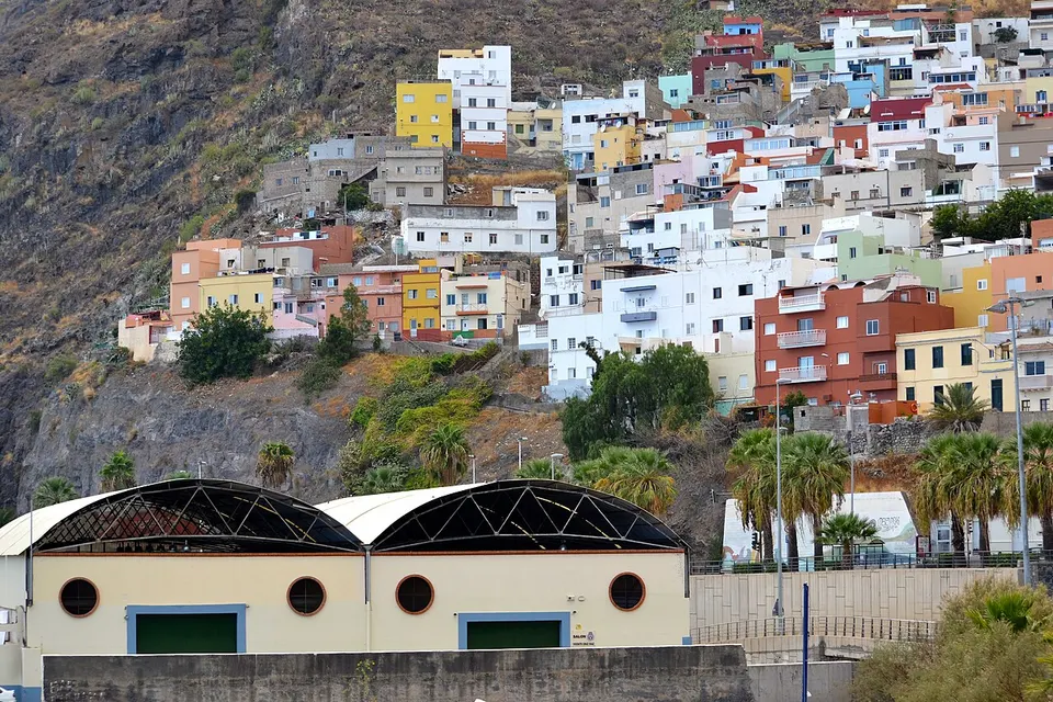 Conjunto de Muelles, Almacenes, Varaderos y Puente del Barranco y Playa de Valleseco