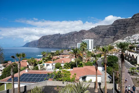 Los Gigantes