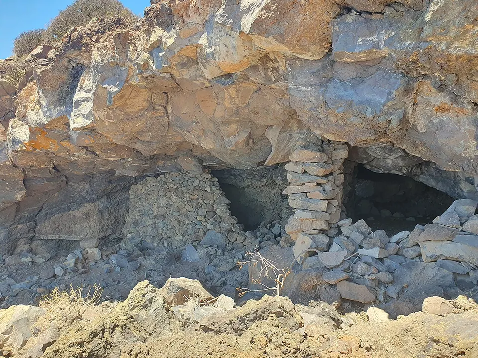 Cueva Ronquillo