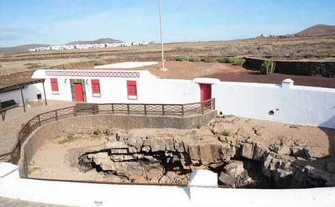 Cueva del Llano